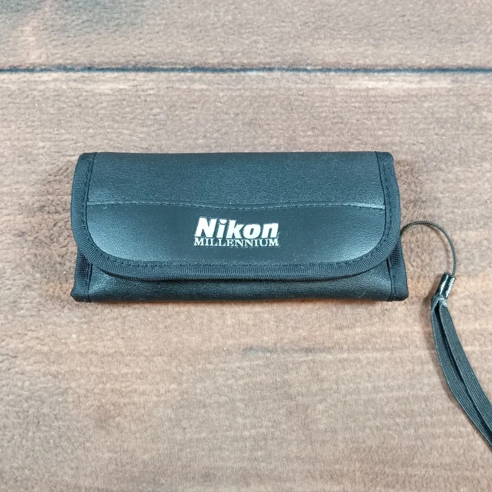 Nikon Millennium Lens Filter Pouch Case Holder with 4 Slots Black